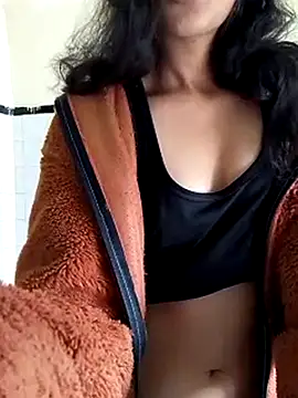 Snapshot of 3ashi9aa chatting on 12-12-24, 11:07 3ashi9aa online show from 12-12-24, 11:07