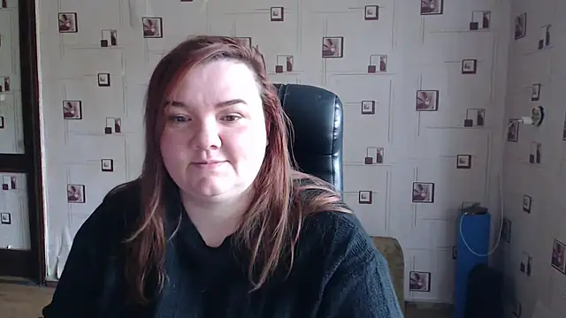 Snapshot of TasyaBigTTs chatting on 04-15-26, 01:29 TasyaBigTTs online show from 04-15-26, 01:29