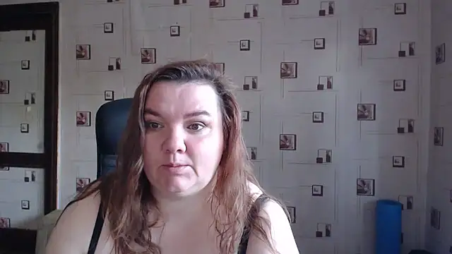 Snapshot of TasyaBigTTs chatting on 05-25-26, 02:28 TasyaBigTTs online show from 05-25-26, 02:28