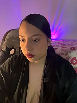 emiily15   online show from 10-26-25, 01:55