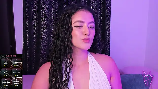 Snapshot of Adhara-zanne chatting on 03-13-25, 03:22 Adhara-zanne online show from 03-13-25, 03:22