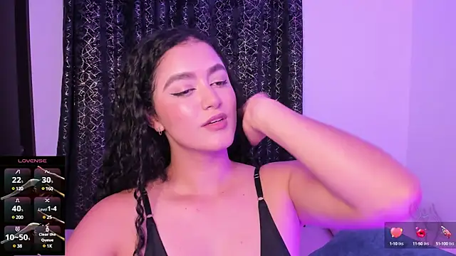 Snapshot of Adhara-zanne chatting on 03-14-25, 02:31 Adhara-zanne online show from 03-14-25, 02:31