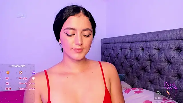 Snapshot of Adhara-zanne chatting on 11-14-25, 02:21 Adhara-zanne online show from 11-14-25, 02:21