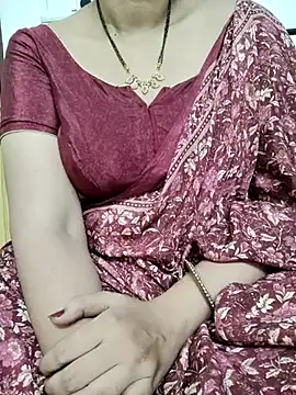 Snapshot of sunitha-3 chatting on 02-28-25, 04:54 sunitha-3 online show from 02-28-25, 04:54