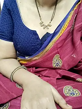 Snapshot of sunitha-3 chatting on 03-02-25, 05:54 sunitha-3 online show from 03-02-25, 05:54