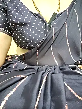 Snapshot of sunitha-3 chatting on 03-07-25, 02:23 sunitha-3 online show from 03-07-25, 02:23