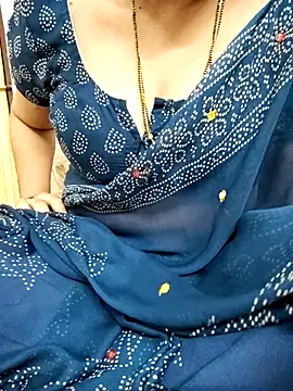 Snapshot of sunitha-3 chatting on 03-08-25, 06:10 sunitha-3 online show from 03-08-25, 06:10