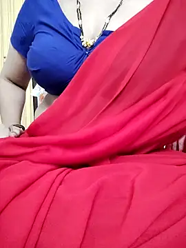 Snapshot of sunitha-3 chatting on 03-09-25, 03:49 sunitha-3 online show from 03-09-25, 03:49