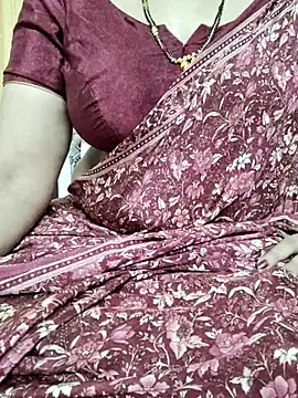 Snapshot of sunitha-3 chatting on 03-12-25, 12:47 sunitha-3 online show from 03-12-25, 12:47