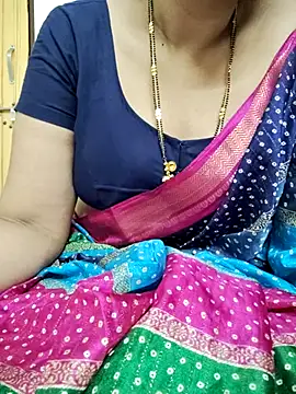 Snapshot of sunitha-3 chatting on 03-18-25, 05:20 sunitha-3 online show from 03-18-25, 05:20