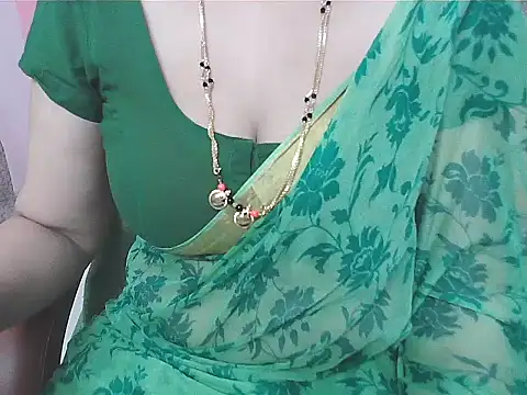 Snapshot of sunitha-3 chatting on 09-23-25, 04:37 sunitha-3 online show from 09-23-25, 04:37
