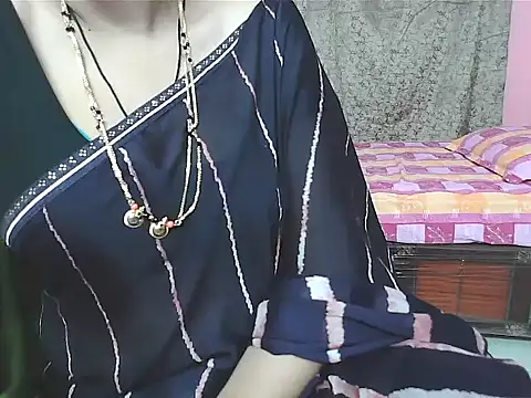 Snapshot of sunitha-3 chatting on 09-27-25, 06:13 sunitha-3 online show from 09-27-25, 06:13