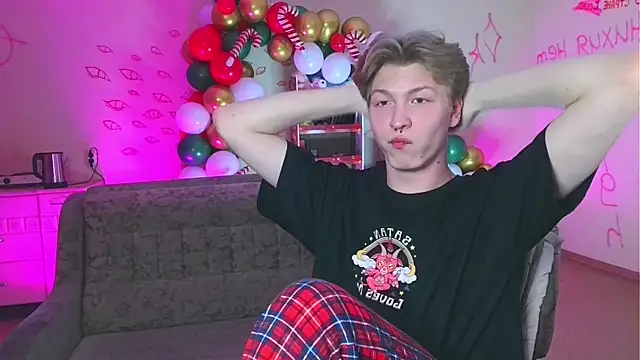 TheMikeSever online show from 12-26-24, 09:15