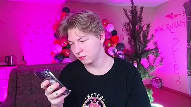 TheMikeSever online show from 01-02-25, 05:50