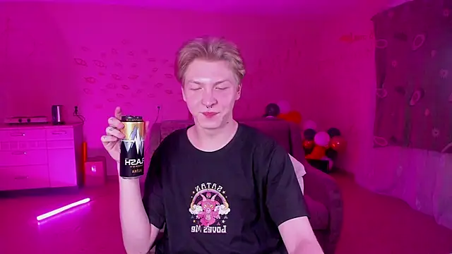 TheMikeSever online show from 01-12-25, 04:40