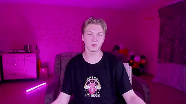 TheMikeSever online show from 01-15-25, 06:40