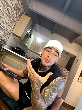 Dominiofit online show from 11-21-25, 12:32