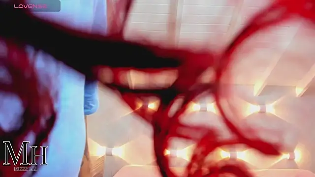 Snapshot of MizzHell chatting on 01-18-26, 03:54 MizzHell online show from 01-18-26, 03:54