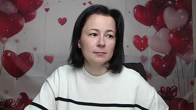 Snapshot of MarieSho chatting on 04-22-26, 06:16 MarieSho online show from 04-22-26, 06:16