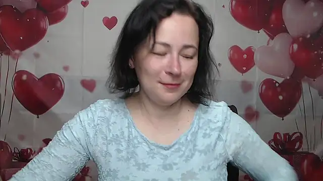 Snapshot of MarieSho chatting on 05-10-26, 05:07 MarieSho online show from 05-10-26, 05:07