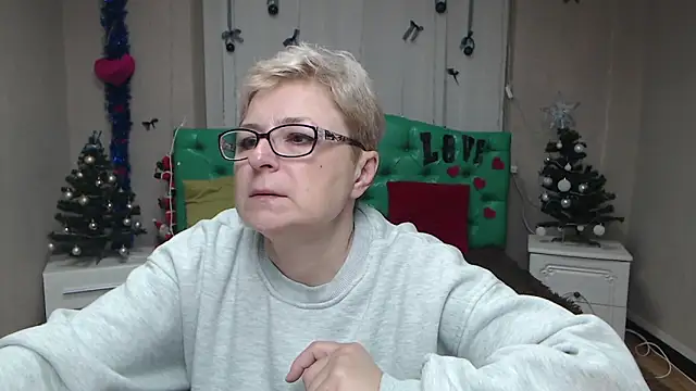 EmiliaGree online show from 01-11-26, 06:02