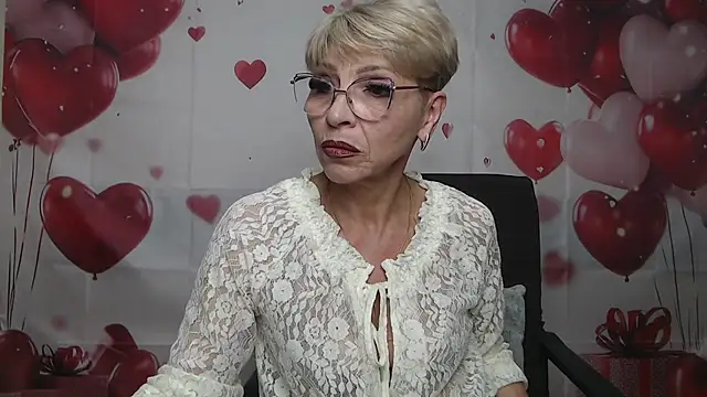 EllaBonito online show from 04-05-26, 05:59