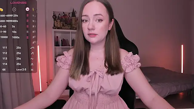 Snapshot of WalkingGirl chatting on 01-27-25, 06:31 WalkingGirl online show from 01-27-25, 06:31