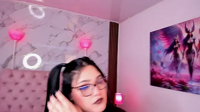 Camiila Osorio online show from 03-18-26, 08:01