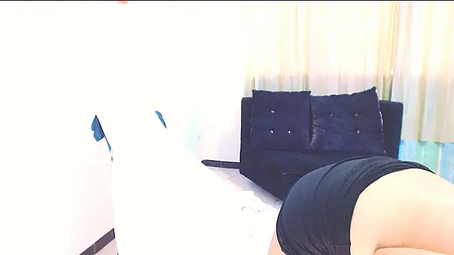 Stephanie520 online show from 12-25-24, 06:52