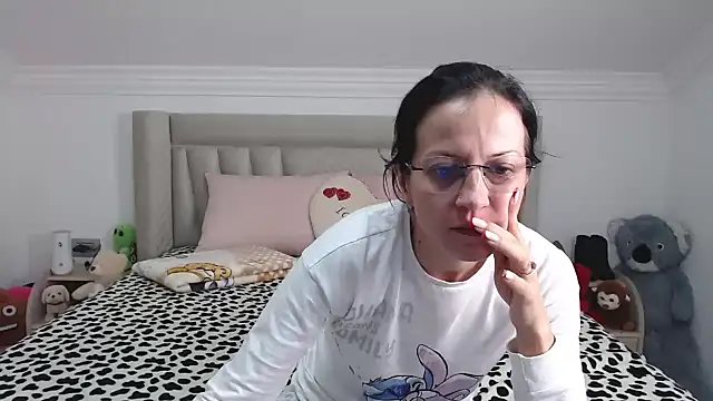 CatWoman0001 online show from 01-11-26, 04:34