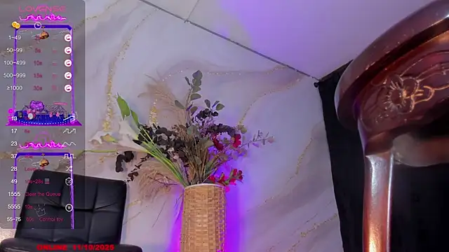 Karla-Ebony online show from 10-11-25, 01:53