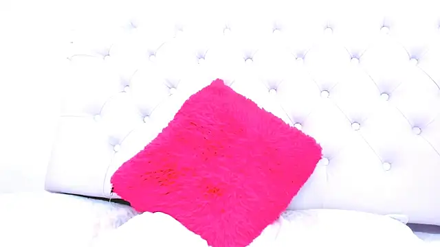 silvana  miller online show from 01-30-25, 01:22