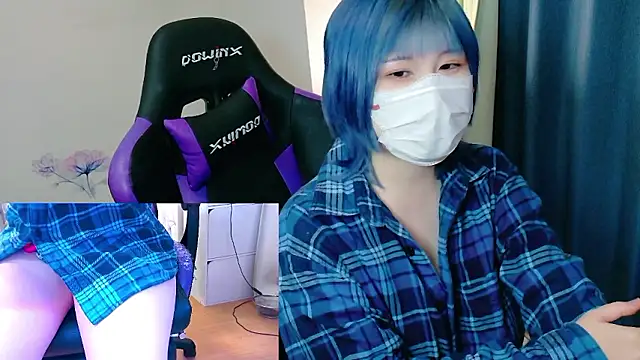 hazuki 8008 online show from 10-24-25, 03:58