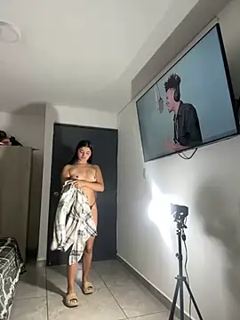 Arilw online show from 12-20-24, 02:08