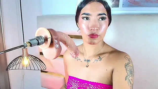 Snapshot of baby_naughty1_ chatting on 11-26-25, 01:56 baby naughty1 online show from 11-26-25, 01:56