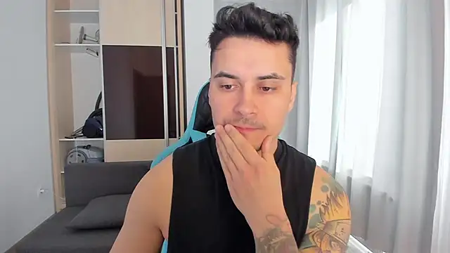 MatMalonne online show from 03-08-26, 07:23