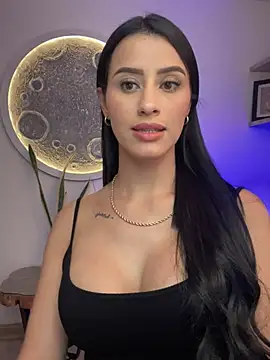 SarahhSmitth1 online show from 03-17-25, 11:00