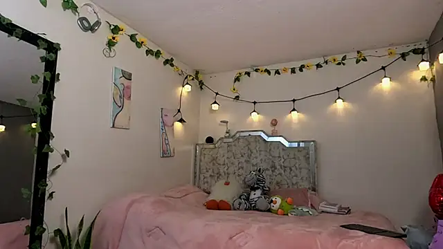 Tomoe b online show from 01-15-26, 08:19