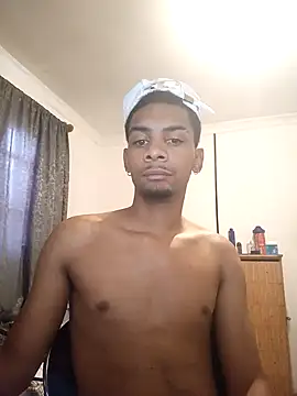 Snapshot of 29YOURZ_28_ chatting on 12-31-24, 06:59 29YOURZ 28 online show from 12-31-24, 06:59