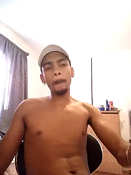 Snapshot of 29YOURZ_28_ chatting on 01-15-25, 02:35 29YOURZ 28 online show from 01-15-25, 02:35