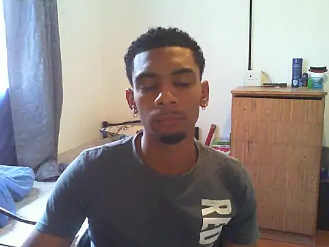 Snapshot of 29YOURZ_28_ chatting on 02-19-25, 12:11 29YOURZ 28 online show from 02-19-25, 12:11