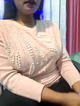 Snapshot of N-Natasha chatting on 01-06-25, 06:36 N-Natasha online show from 01-06-25, 06:36