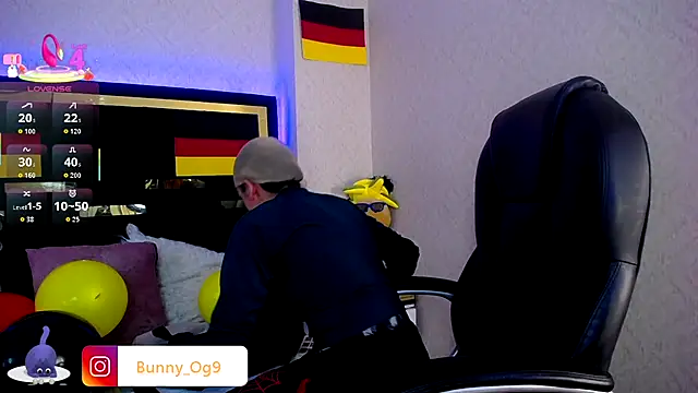 Bunny O online show from 09-30-25, 08:25