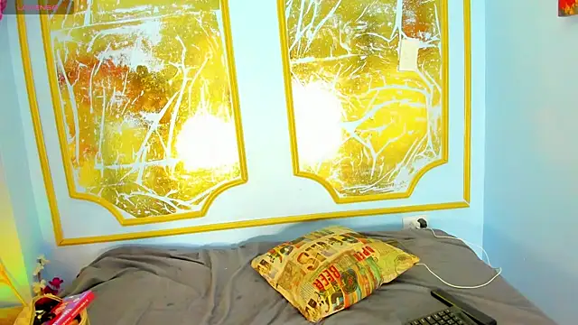 melaniecooperr online show from 03-03-26, 03:23