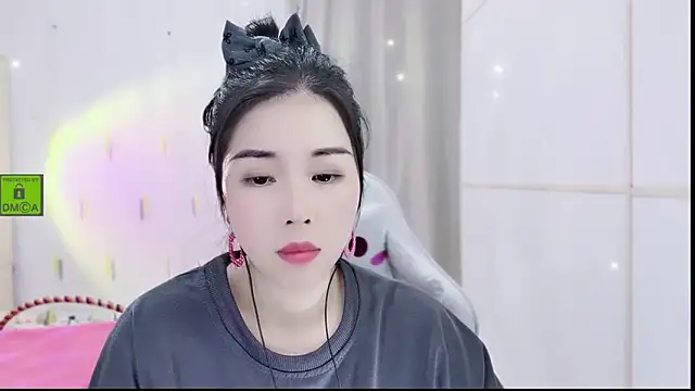 HK angelchloe online show from 10-25-25, 12:51