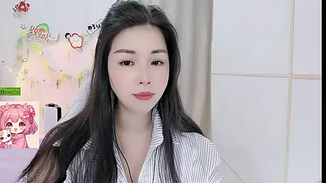 Snapshot of HK_angelchloe chatting on 06-12-26, 01:04 HK angelchloe online show from 06-12-26, 01:04