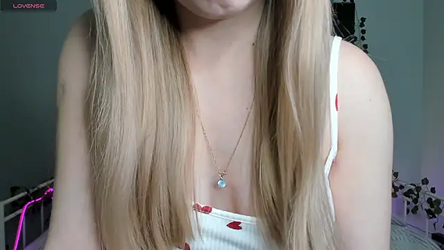 Snapshot of Melissa_babs chatting on 12-07-24, 05:15 Melissa babs online show from 12-07-24, 05:15