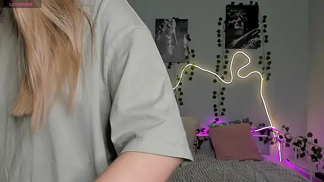 Snapshot of Melissa_babs chatting on 12-11-24, 02:19 Melissa babs online show from 12-11-24, 02:19