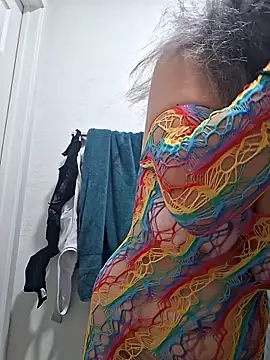 Snapshot of ManaB88 chatting on 06-16-26, 03:20 ManaB88 online show from 06-16-26, 03:20