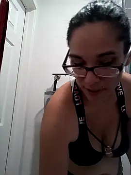 Snapshot of ManaB88 chatting on 07-10-26, 12:59 ManaB88 online show from 07-10-26, 12:59